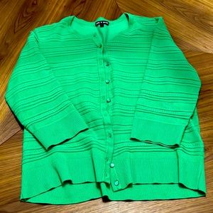 Cable & Gauge Green cardigan button down. Size large. Good condition